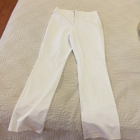 Nine West white bootcut jeans In size 2 / waist 25 - Picture 1 of 5